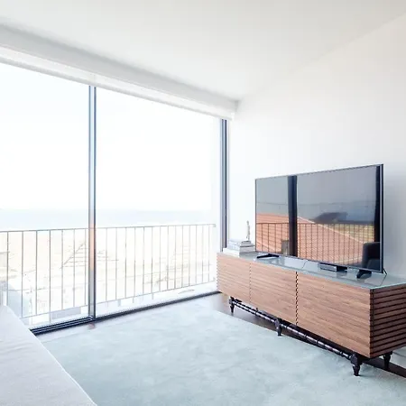Boutique Rentals- Bliss By The Sea Apt- Ocean Views In Foz Beach Porto Exterior photo